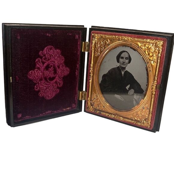 Antique Union Case Thermoplastic Daguerreotype Sweetheart Black & White Image - Picture 9 of 11